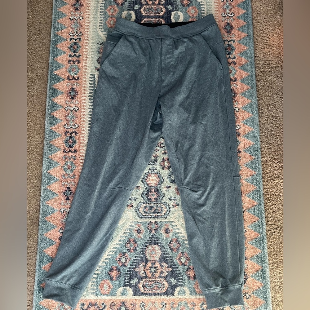 Lululemon men’s surge jogger pant